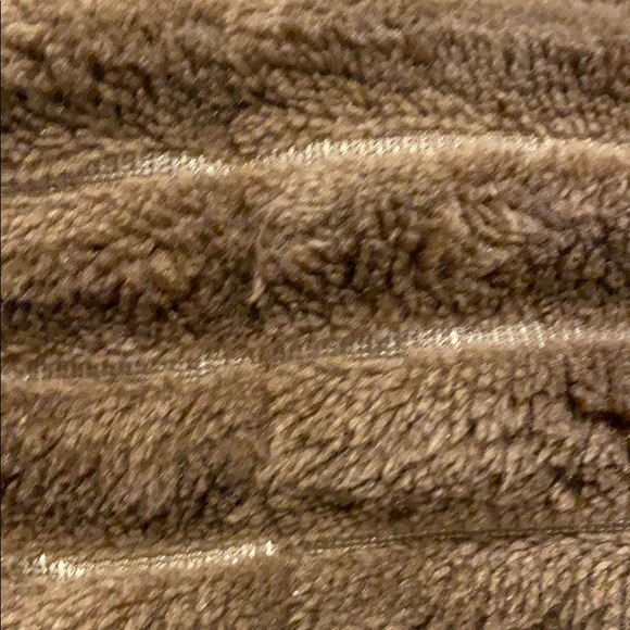 Meet your Posher, Natasha - Picture 1 of 1